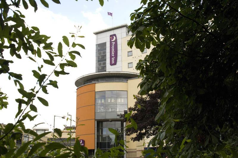 Premier Inn Hemel Hempstead Central Exterior foto